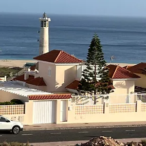 https://casa-vista-del-mar-1.in-canary-islands.com